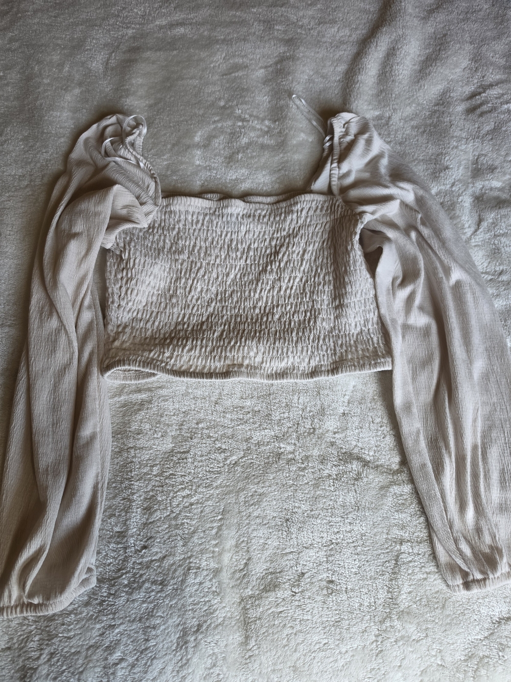 H&M Cream Crop Top with Sleeves